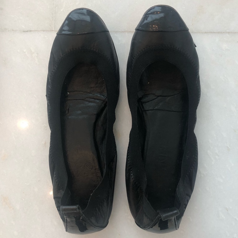 CHANEL 🖤 flats
